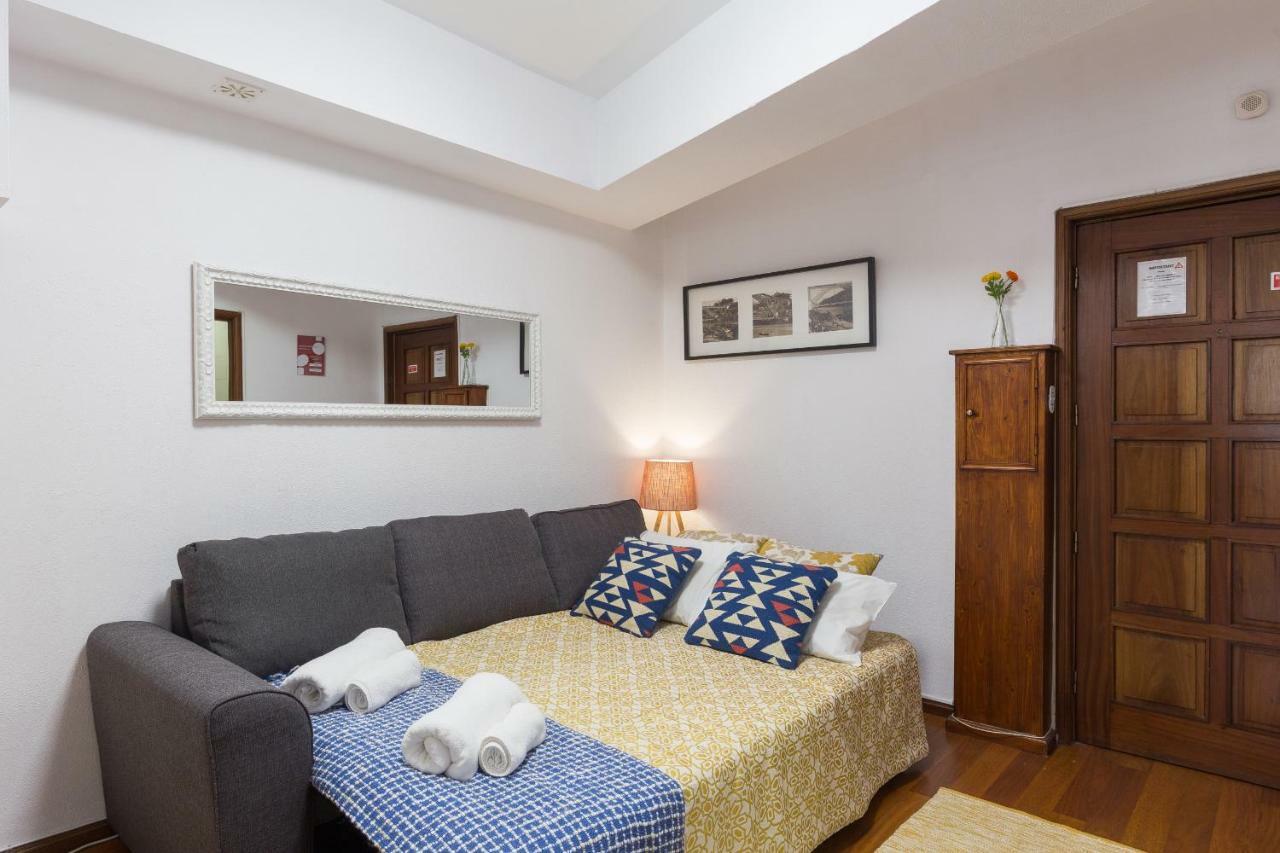 2 Comfy Bright Flats With Netflix Apartment Porto Exterior photo